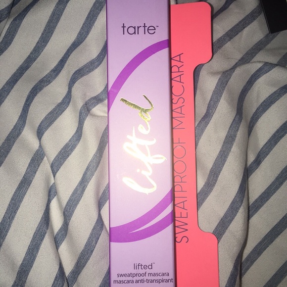 Tarte mascara NEW!! - Picture 2 of 3
